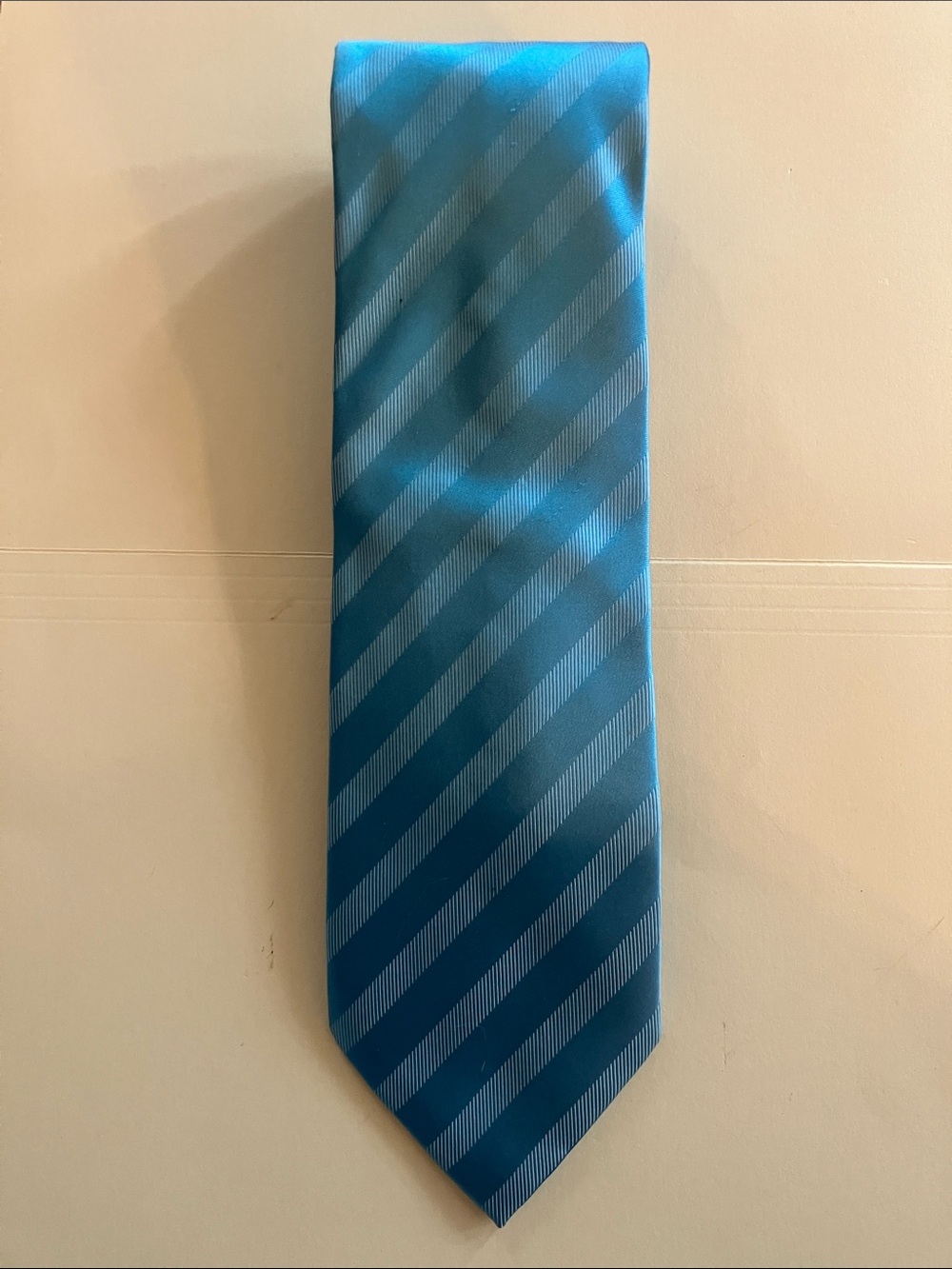 DONALD J. TRUMP Signature Collection Men's 100% Silk Tie ~ Teal 2-toned Iconic